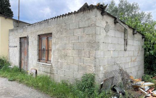 936/08 – RUSTICO CON TERRENO IN VENDITA A ROCCELLETTA ROCCELLETTA