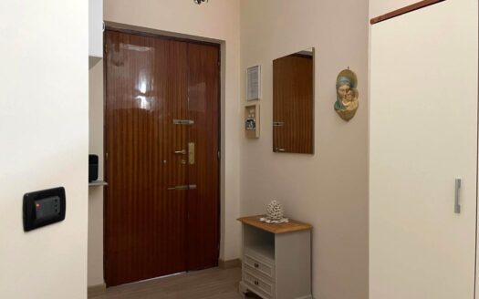 1021/08 – APPARTAMENTO FRONTE MARE IN VENDITA CATANZARO LIDO
