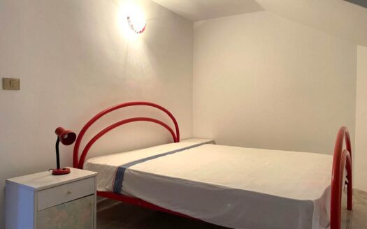 1047/08 – GRAZIOSA VILLA A SCHIERA IN VENDITA GEBIOLA