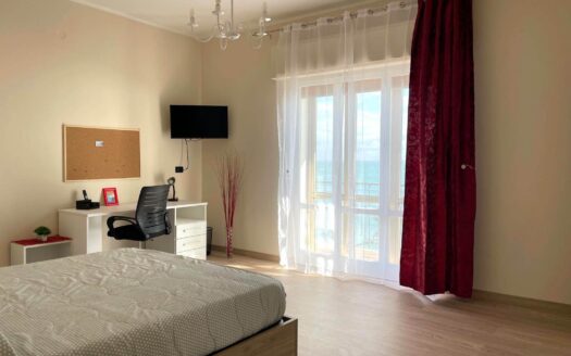 1021/08 – APPARTAMENTO FRONTE MARE IN VENDITA CATANZARO LIDO