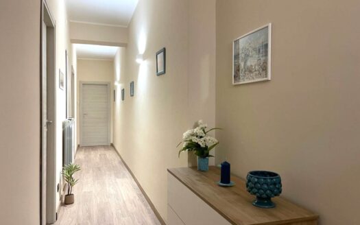 1021/08 – APPARTAMENTO FRONTE MARE IN VENDITA CATANZARO LIDO