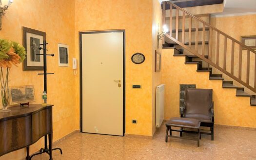 892/08 – PRESTIGIOSO APPARTAMENTO NEL CENTRO STORICO DI CATANZARO CENTRO STORICO