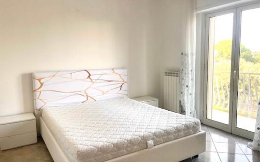 459/09 – Appartamento arredato in affitto SQUILLACE LIDO