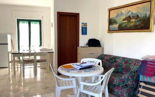 1047/08 – GRAZIOSA VILLA A SCHIERA IN VENDITA GEBIOLA