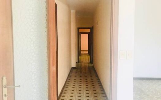 874/08 – Appartamento con corte esclusiva Mascali centro