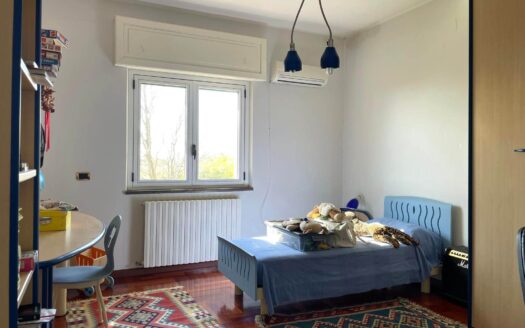 1030/08 – PRESTIGIOSA VILLA IN VENDITA SIANO