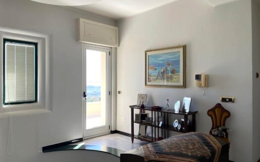 1030/08 – PRESTIGIOSA VILLA IN VENDITA SIANO