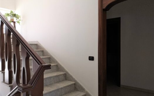 848/08 – SPLENDIDA VILLA AUTONOMA IN VENDITA NELLE VICINANZE DI SOVERATO SATRIANO MARINA