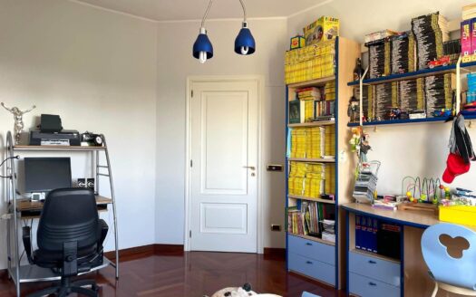 1030/08 – PRESTIGIOSA VILLA IN VENDITA SIANO