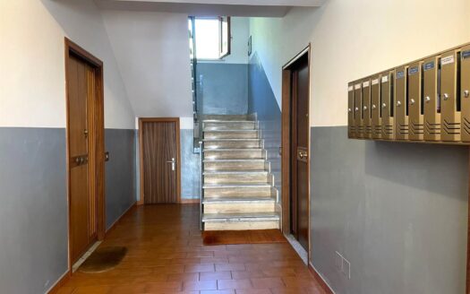 968/08 – AMPIO E LUMINOSO APPARTAMENTO IN VENDITA A SANT’ELIA SANTELIA