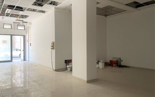 632/08 – LOCALE COMMERCIALE IN VENDITA CATANZARO SALA