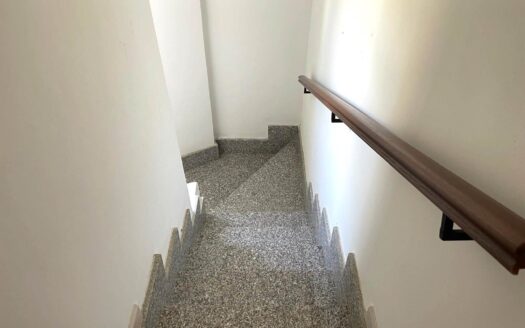 1047/08 – GRAZIOSA VILLA A SCHIERA IN VENDITA GEBIOLA
