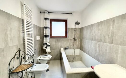 317/09 – Appartamento indipendente in affitto CATANZARO LIDO