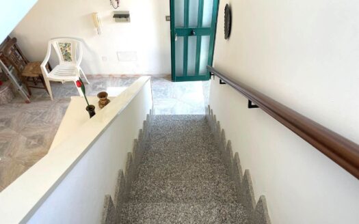 1047/08 – GRAZIOSA VILLA A SCHIERA IN VENDITA GEBIOLA