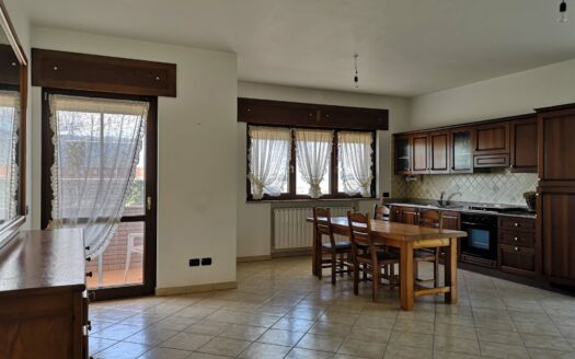 848/08 – SPLENDIDA VILLA AUTONOMA IN VENDITA NELLE VICINANZE DI SOVERATO SATRIANO MARINA
