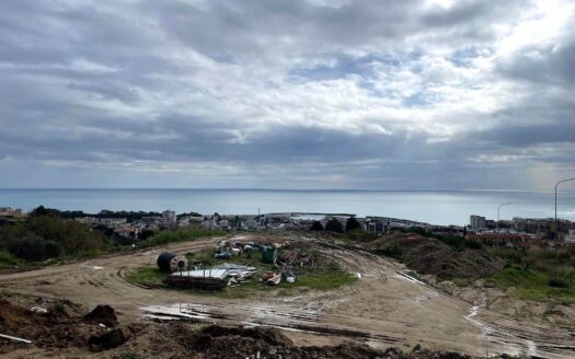 1022/08 – PRESTIGIOSA VILLA SINGOLA IN VENDITA CATANZARO LIDO