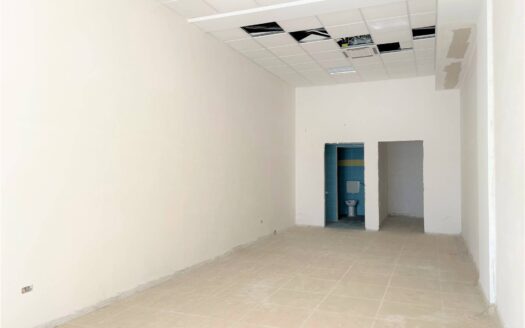 631/08 – LOCALE COMMERCIALE IN VENDITA CATANZARO SALA