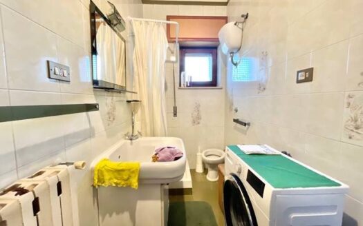 396/09 – ULTIMA CAMERA SINGOLA PER RAGAZZO CATANZARO LIDO