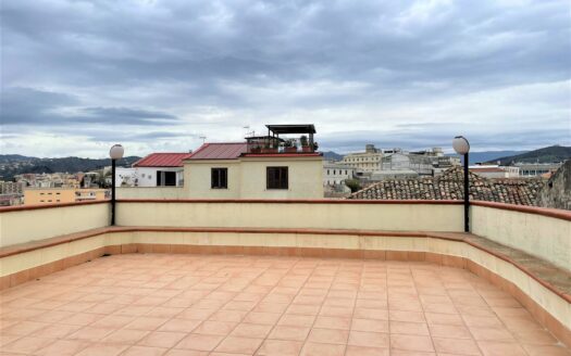 892/08 – PRESTIGIOSO APPARTAMENTO NEL CENTRO STORICO DI CATANZARO CENTRO STORICO