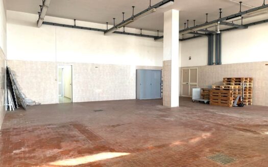 995/08 – LOCALE COMMERCIALE IN VENDITA A CATANZARO LIDO CZ LIDO GIOVINO/PORTO