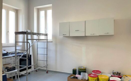 1036/08 – LOCALE COMMERCIALE IN VENDITA SQUILLACE LIDO