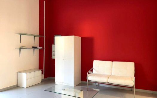1036/08 – LOCALE COMMERCIALE IN VENDITA SQUILLACE LIDO