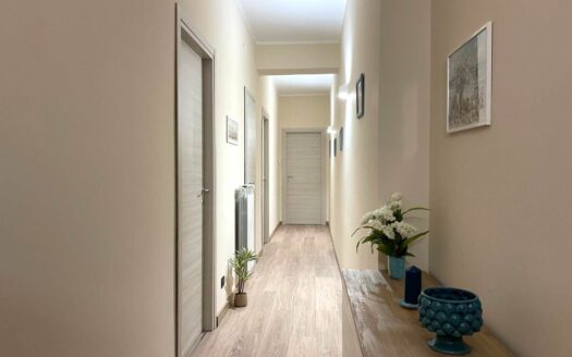 1021/08 – APPARTAMENTO FRONTE MARE IN VENDITA CATANZARO LIDO